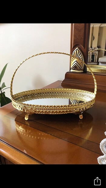 Gold renk dekoratif sunumluk