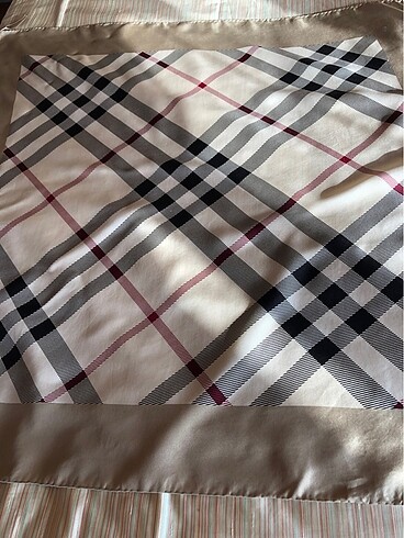 Burberry twil eşarp - Görsel 5