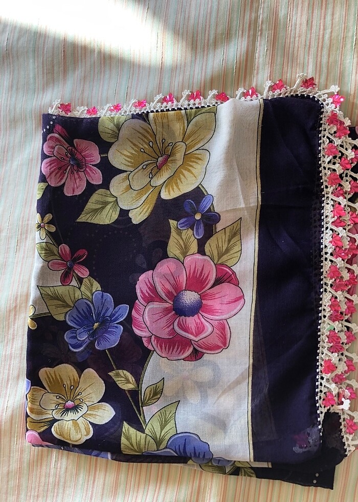 Boncuk işleme detaylı tülbent - Görsel 2