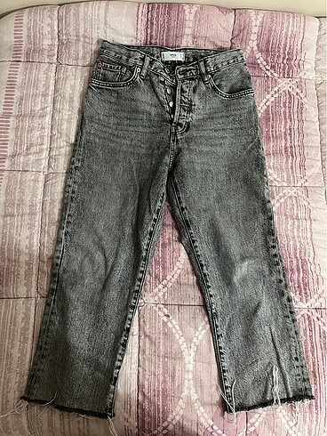 Pull and Bear Pull?bear kısa pantolon