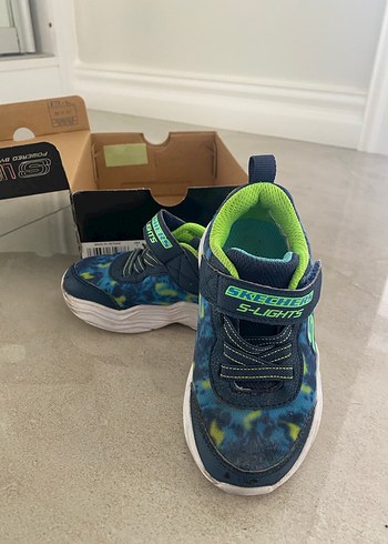 Skechers Erkek Çocuk 23 Numara Spor Ayakkabı