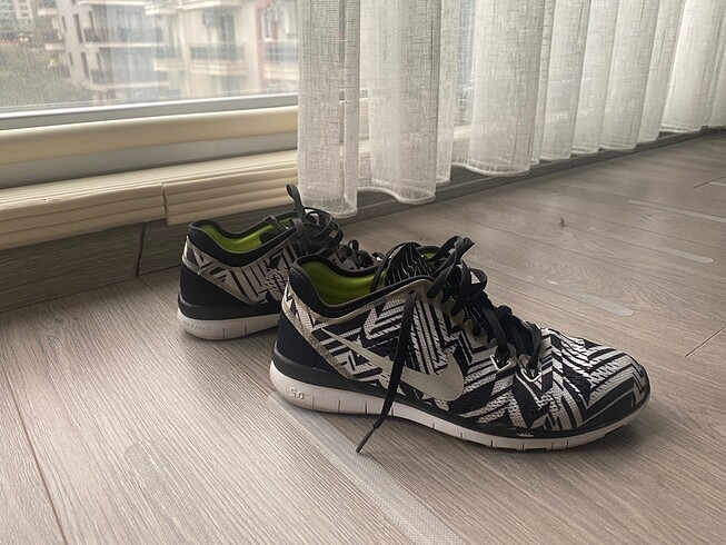 38 Beden Nike 38 numara spor ayakkabı