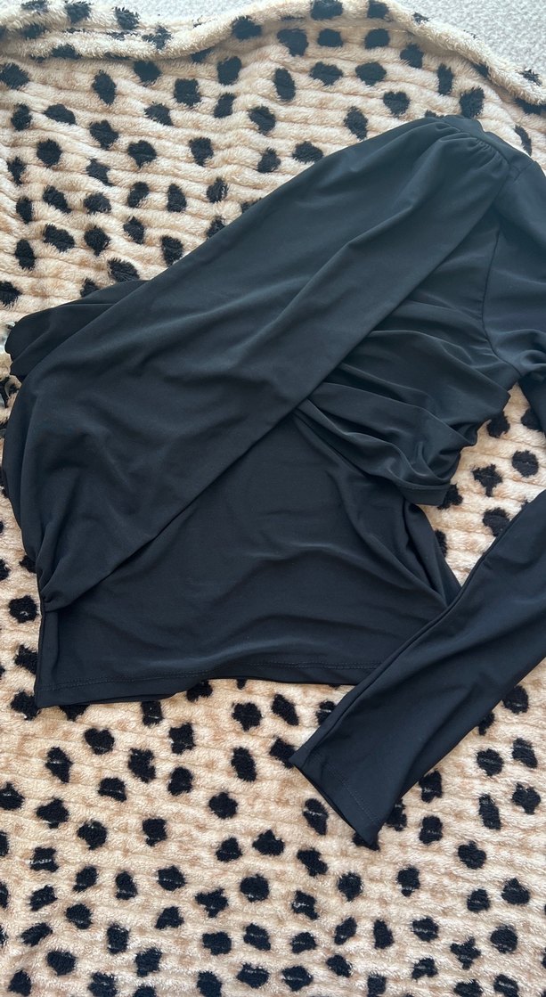 Siyah tek Kollu Kadın Bluz - Görsel 2