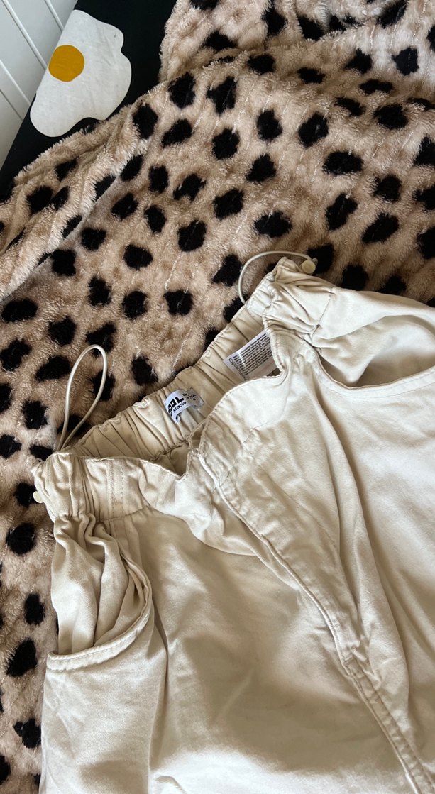 bej renk paraşüt pantolon
 - Görsel 4