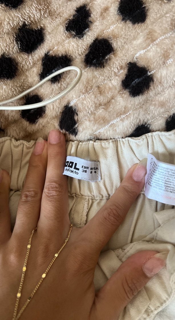 bej renk paraşüt pantolon
 - Görsel 3