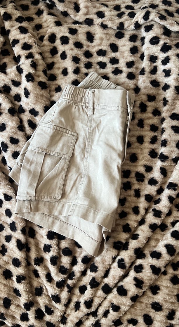 Bej Kadın MiniŞort - Görsel 3