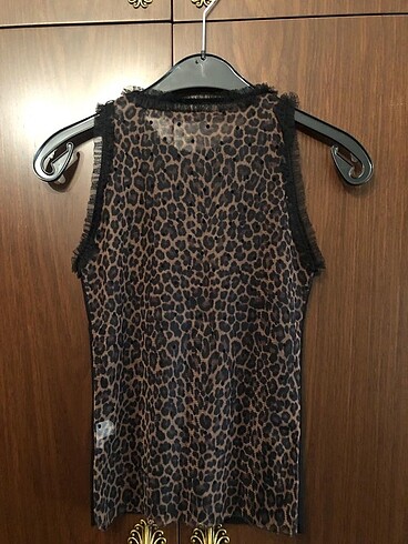 Vakko Vakko Arkası Leopar Detaylı Bluz