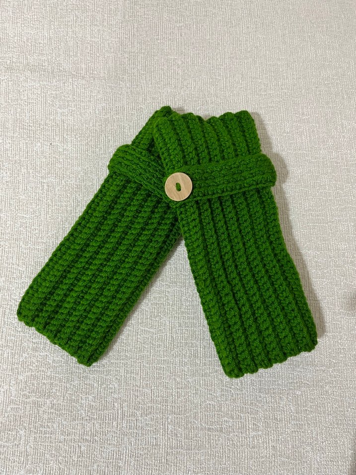 Yeşil Örgü Kadın Eldiveni - Görsel 2