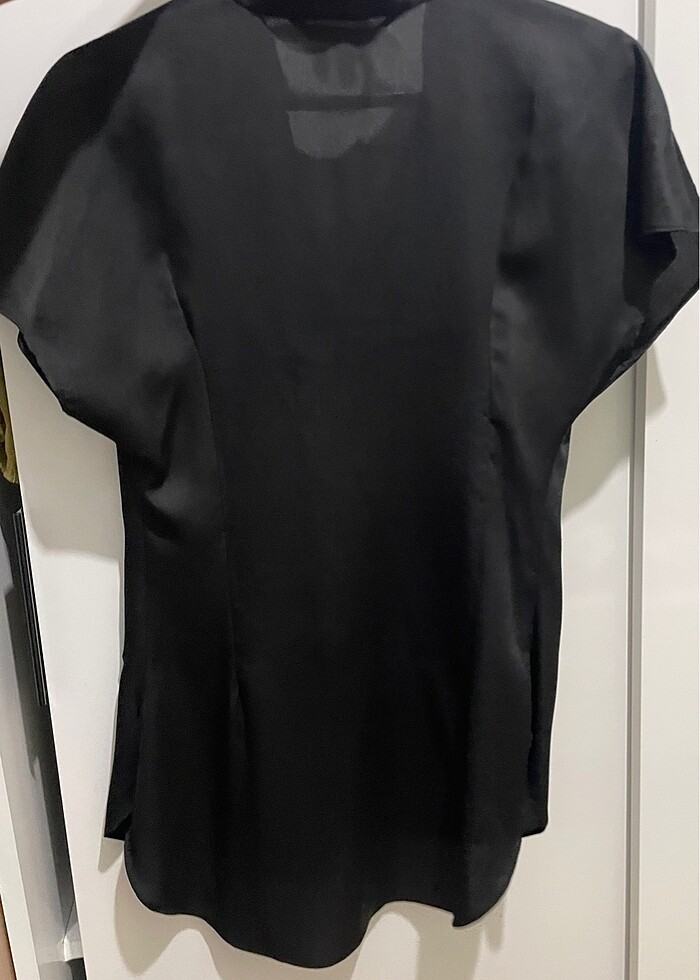 Zara siyah saten bluz - Görsel 2