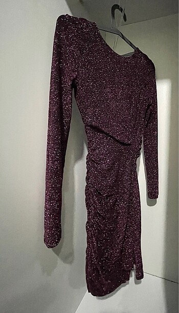 Bershka mürdüm simli gece elbisesi - Görsel 2