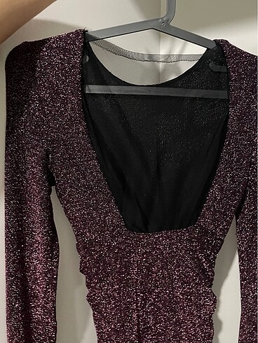 Bershka mürdüm simli gece elbisesi - Görsel 7