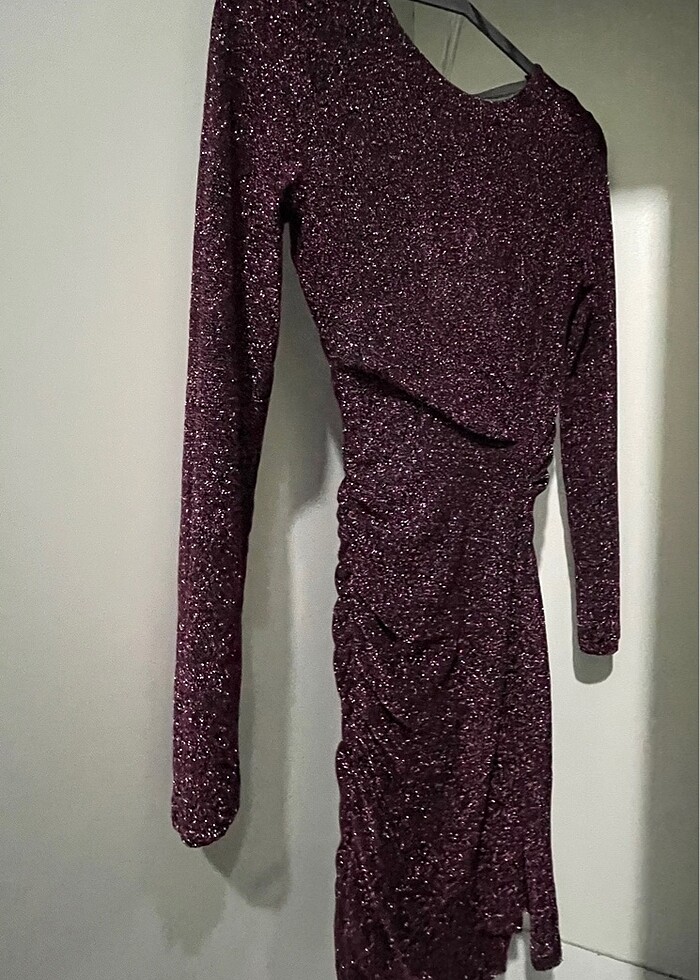 Bershka mürdüm simli gece elbisesi - Görsel 2