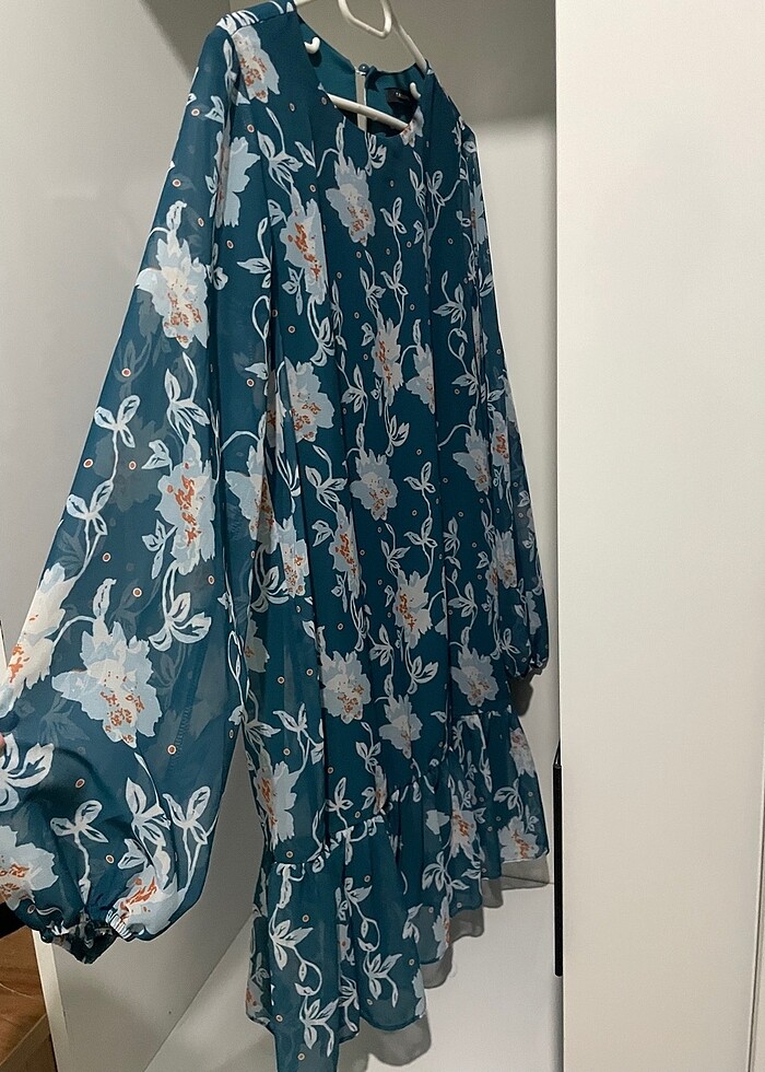 Metrol mavisi çiçekli elbise - Görsel 2