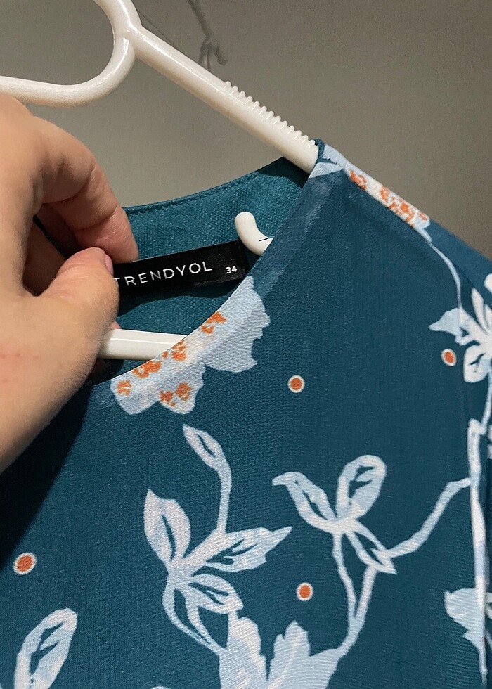 Metrol mavisi çiçekli elbise - Görsel 3