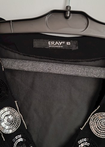 Siyah işlemeli bluz - Görsel 3