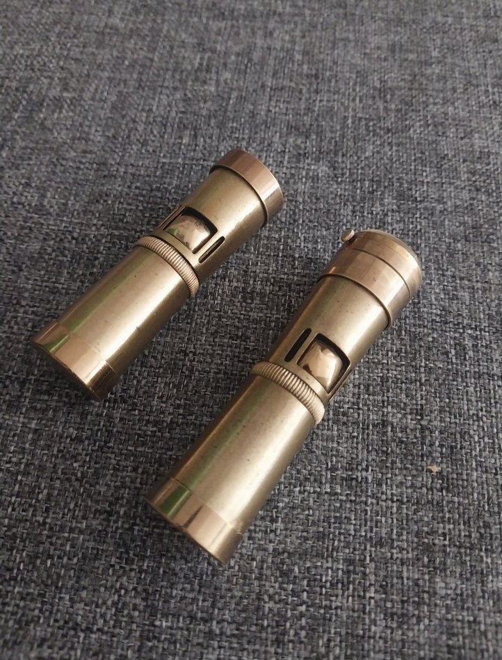 1960'lar İsviçre TORVİC saatli ve düz model benzinli çakmak lar. - Görsel 3