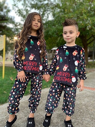 Yılbaşı pijama takımı