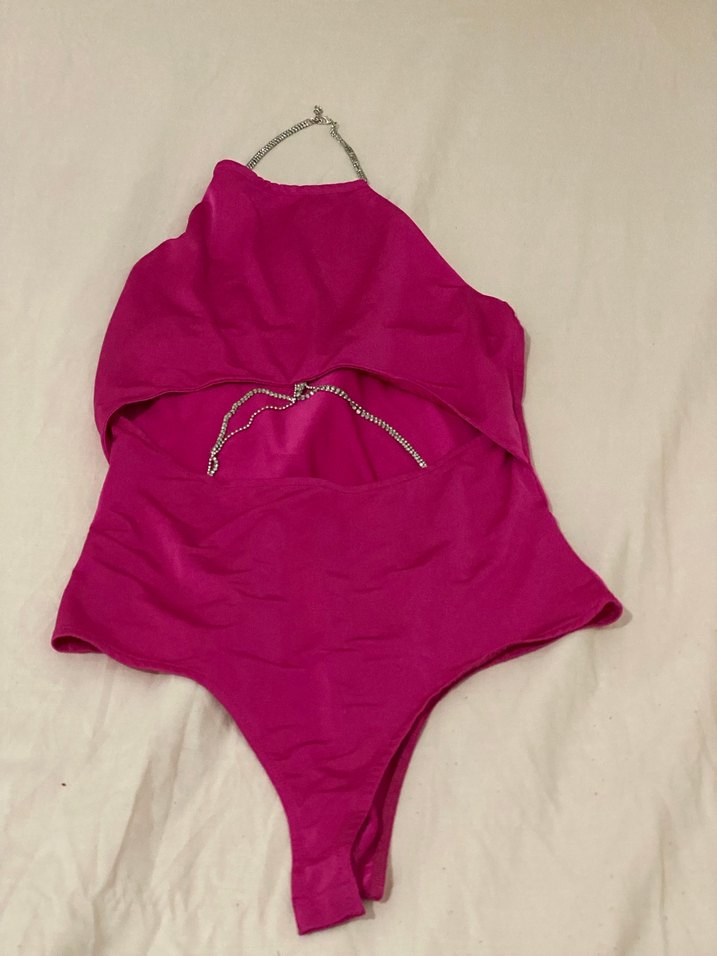 Zincir Detaylı Pembe Mini Crop Top - Görsel 2