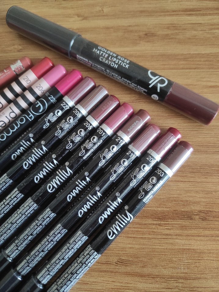 Ambalajlı Dudak Kalemleri - Görsel 2