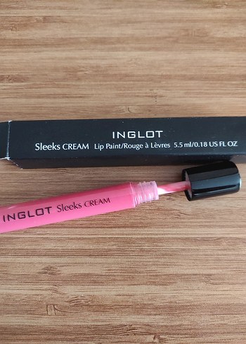 Inglot