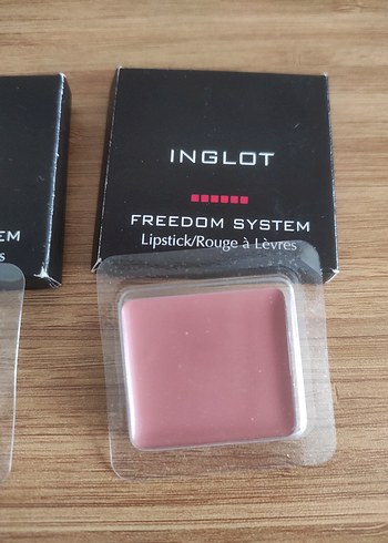 Inglot Freedom System Lipstick - Görsel 2
