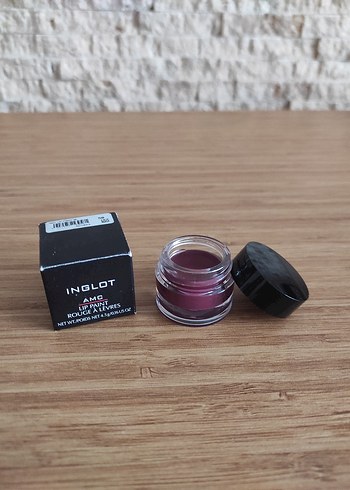 Inglot