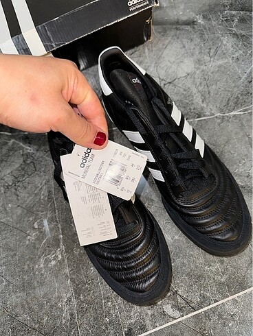 44 Beden siyah Renk Krampon Adidas