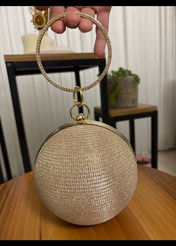 Altın Renkli Boncuk İşlemeli Yuvarlak Kadın çanta - Görsel 2