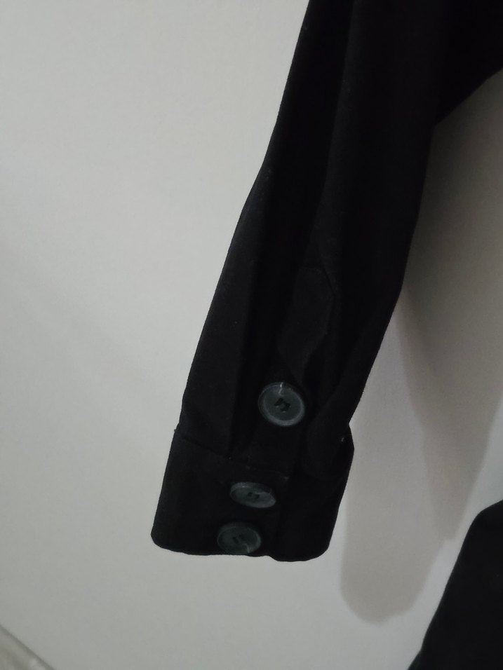 Siyah Uzun Düğmeli Kadın trençkot - Görsel 3