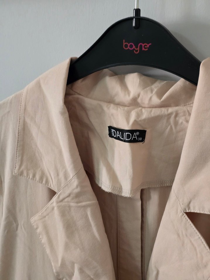 Bej Uzun Kadın Trençkot - Görsel 4