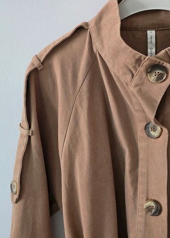 Bej Kadın Uzun Trençkot - Görsel 4