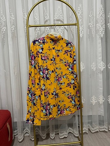 xl Beden sarı Renk İthal gömle