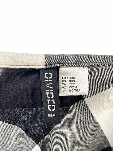 universal Beden çeşitli Renk H&M Gömlek %70 İndirimli.