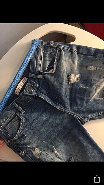 vintage boyfriend straight ripped jean