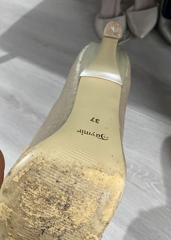 Beyaz Saten Stiletto Kadın Ayakkabı - Görsel 3