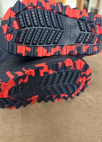 Crocs Classic Neo Puff Çocuk Botu - Görsel 3