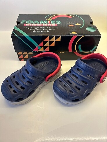 23 Beden Skechers Hypno Splash Işıklı çocuk terliği