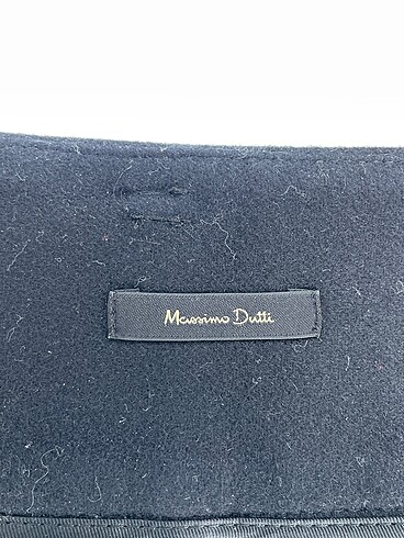 36 Beden siyah Renk Massimo Dutti Kumaş Pantolon %70 İndirimli.