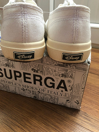 38 Beden Disney Koleksiyon Superga