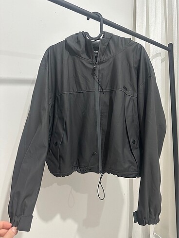 Pull and bear gri füme yağmurluk