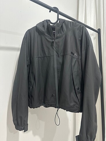 s Beden gri Renk Pull and bear gri füme yağmurluk