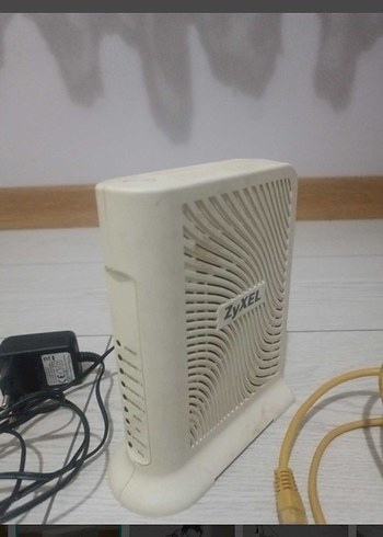 Zyxel Beyaz Ev İnternet Modemi