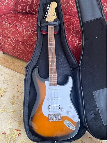 HSS ELEKTRO GİTAR Squier marka