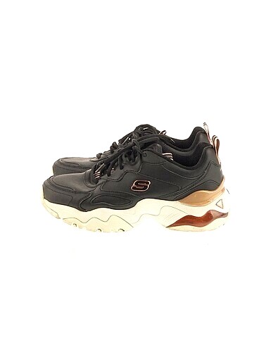 Skechers Spor Ayakkabı %70 İndirimli.