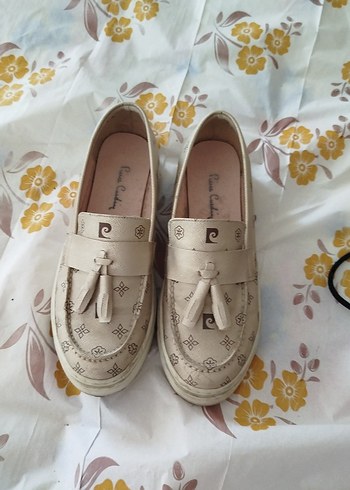 Kadın Bej Püsküllü Baskılı Loafer