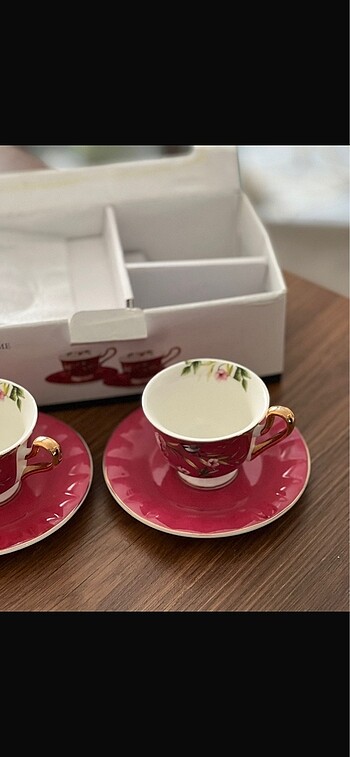 English Home Fincan takımı
