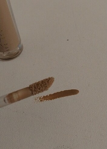 Beden Mac lipgloss
