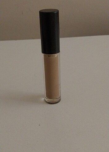 Beden kahverengi Renk Mac lipgloss