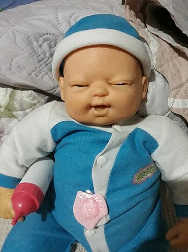 Beden Renk Uyuyan bebek.