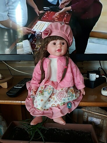 Beden Renk Oyuncak bebek.